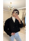 Siyah Kruvaze Düğmeli Kısa Trençkot