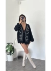Siyah Lisa Nakış İşlemeli Kimono