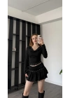 Siyah Nancy Zımbalı Şort Etekli Takım