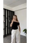 Siyah Selinda Düşük Omuzlu Drapeli Bluz