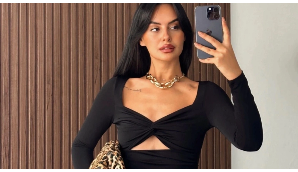Cut Out Bluz Nedir? Nasıl Kombinlenir?