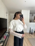 Kolları Dantel Detaylı Bluz Beyaz