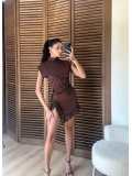 Saten Yırtmaçlı Dantelli Elbise Kahve