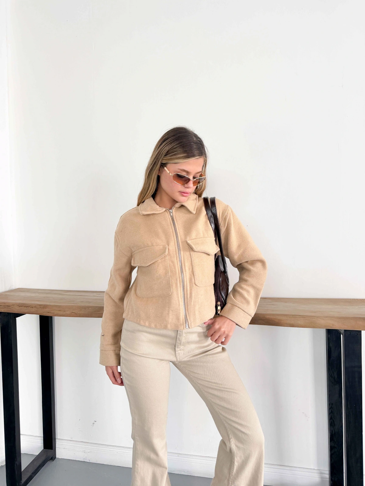 Crop Cepli Fermuarlı Ceket Camel