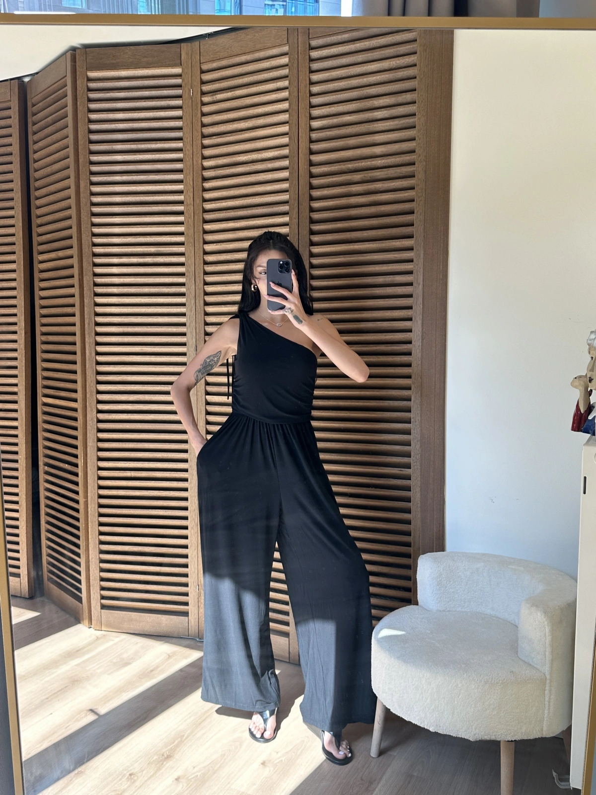 Tek Omuz Detaylı Drapeli Tulum Siyah