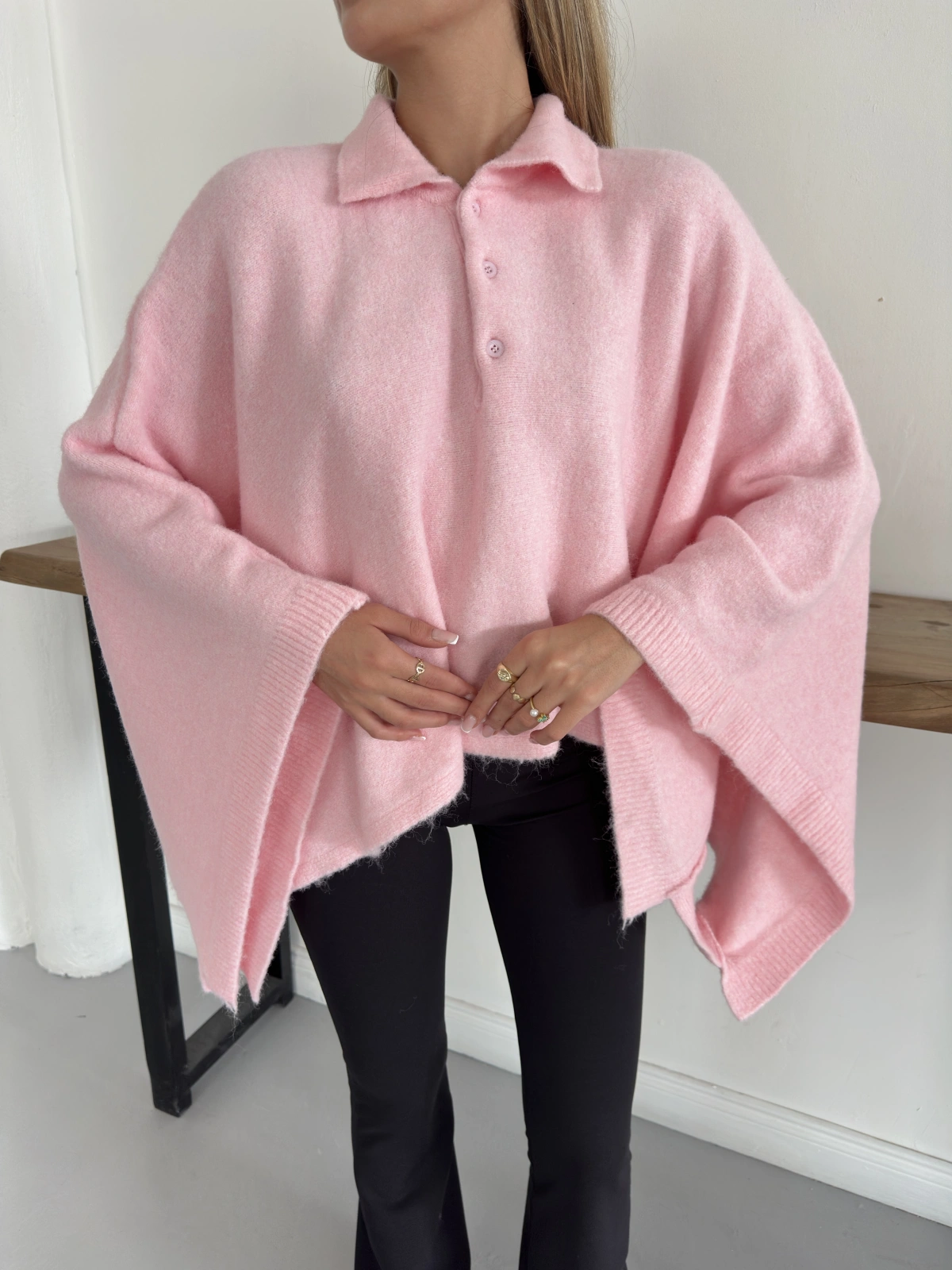 Yakalı Düğme Detaylı Triko Panço Kazak Pembe