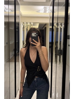 Siyah Emma Broşlu Kelebek Bluz