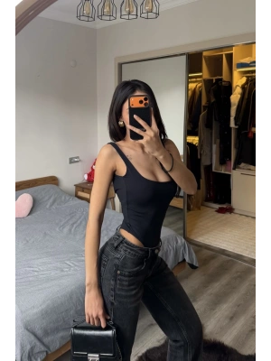 Lauren Siyah Sırt Dekolteli Bodysuit