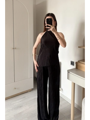 Siyah Piliseli Halter Yaka Takım
