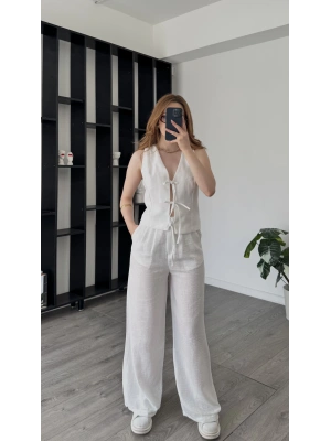 Beyaz Celin Bağcıklı Keten Takım