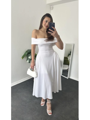Beyaz Prenses Kesim Elbise