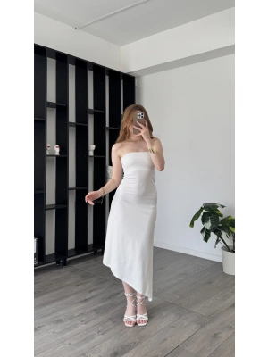 Beyaz Tyla Basic Asimetrik Straplez Elbise