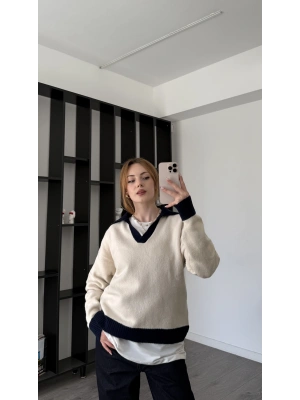 Ekru Layla Polo Yakalı Triko Kazak