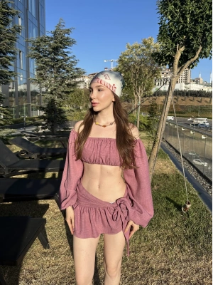 Gül Kurusu Büstiyerli Pareo Takım