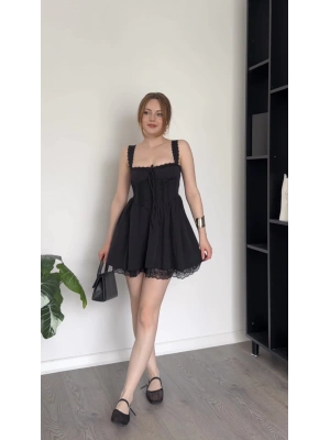 Julia Siyah Güpürlü Korse Elbise