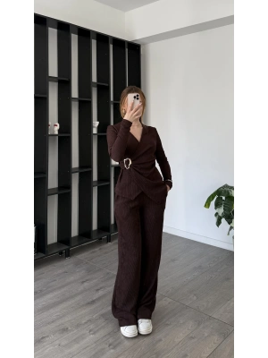 Kahve Mary Toka Detaylı Kruvaze Takım