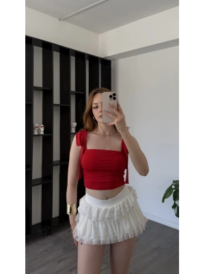 Kırmızı Fiyonk Askılı Bluz