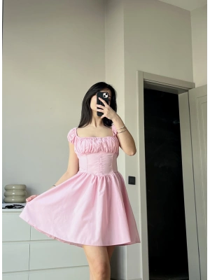 Pembe Düğme Detay Korse Bel Kloş Kısa Elbise