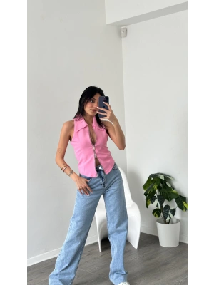 Pembe Yaka Detay Fermuarlı Yelek