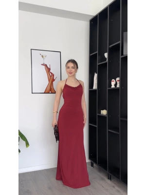 Rosy Bordo Bağcık Sırtlı Elbise