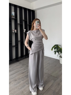 Serena Gri Asimetrik Kesimli Vatkalı Takım