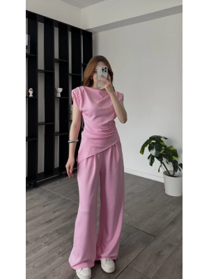 Serena Pembe Asimetrik Kesimli Vatkalı Takım