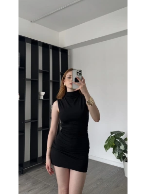 Siyah Alexa Balıkçı Yaka Yandan Büzgülü Elbise