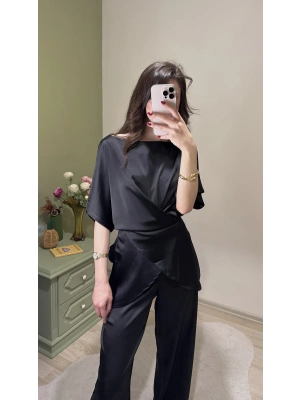 Siyah Aura Bağcıklı Saten Takım
