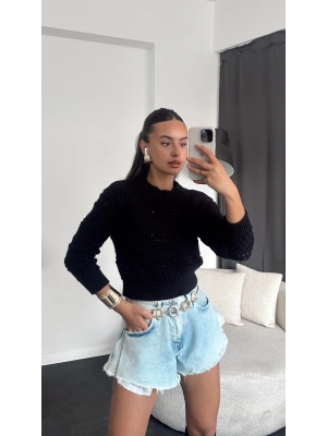 Siyah Delikli Örme Triko Kazak