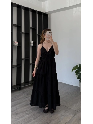 Siyah Greta Çapraz Sırt Askılı Elbise