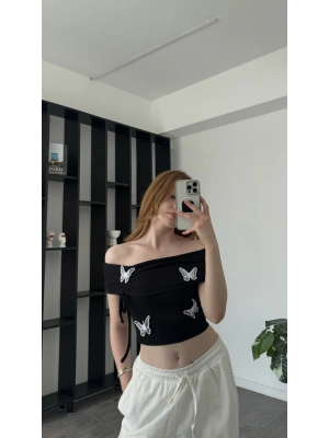 Siyah Kelebek Detaylı Madonna Bluz