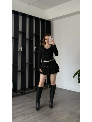 Siyah Nancy Zımbalı Şort Etekli Takım