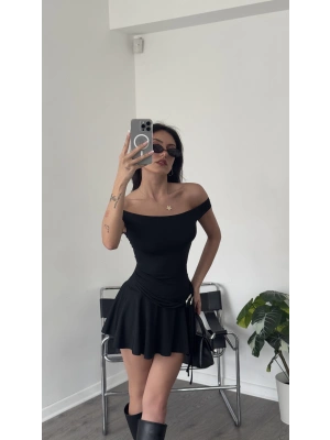 Siyah Tokalı İp Kemerli Madonna Elbise