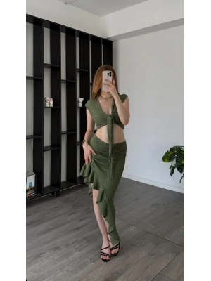 Sue Yeşil Bağlama Detaylı Asimetrik Etekli Takım