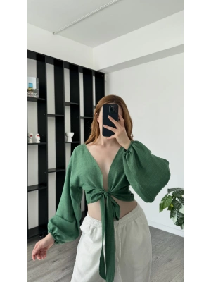 Yeşil Amara Bağlama Detaylı Bluz