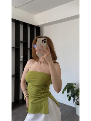 Yeşil Belinda Yırtmaçlı Straplez Bluz