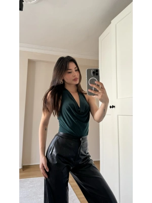 Yeşil Degaje Yaka Sırt Dekolte Bodysuit