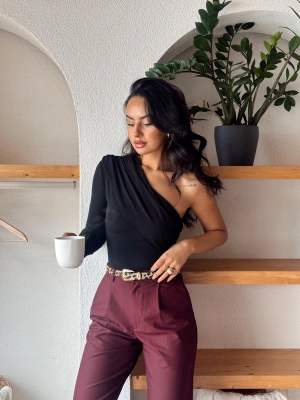 Siyah Tek Omuzlu Carmen Bodysuit