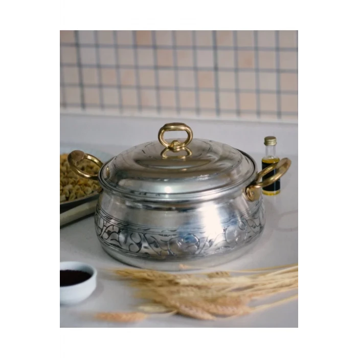 BAKIR TENCERE GÜVEÇ MODEL OYMA NAKIŞ İŞLEME 19 CM