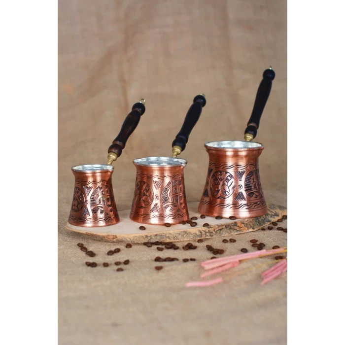 BAKIR CEZVE SETİ AHŞAP SAPLI TUĞRALI (2-4-6 KİŞİLİK) BAKIR RENK