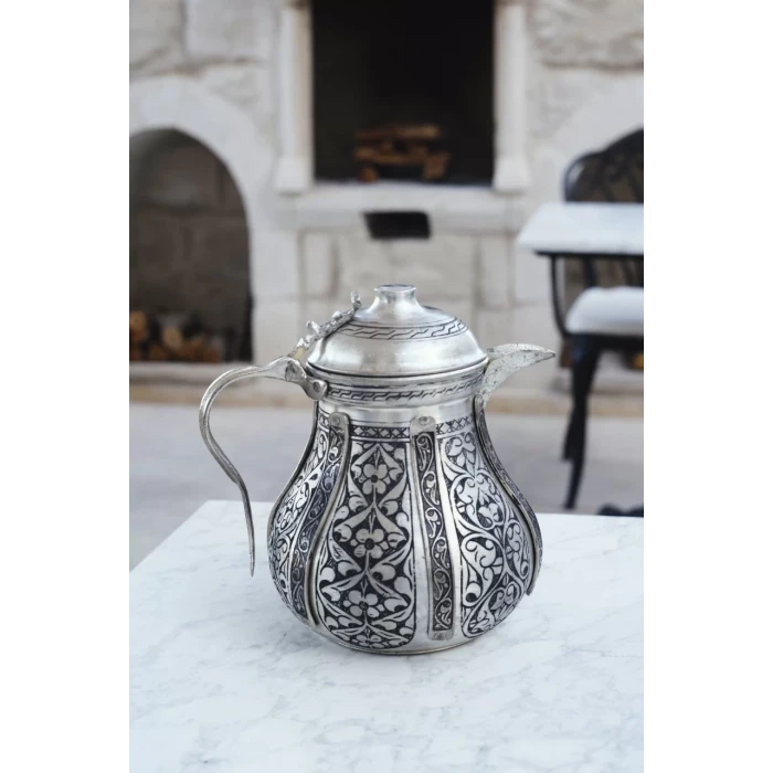 BAKIR SÜTLÜK, SOSLUK NAKIŞ İŞLEMELİ GÜMÜŞ RENK (2LT KALAYLI)