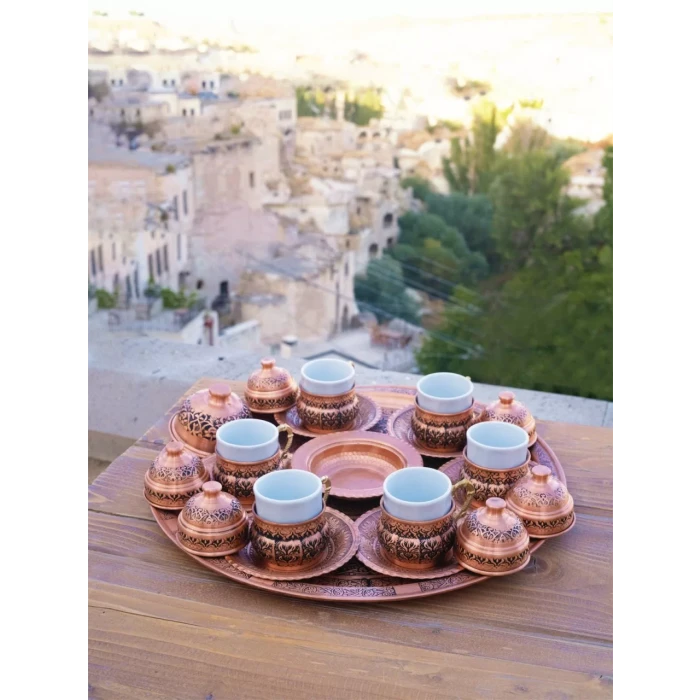 BAKIR FİNCAN SETİ OYMA NAKIŞ İŞLEME (6LI FİNCAN TAKIMI ,TEPSİ,ŞEKERLİK)