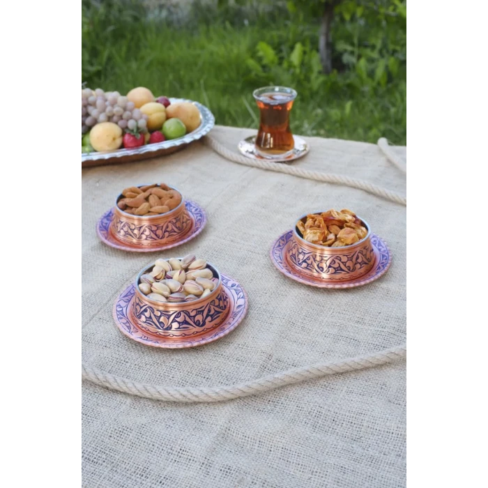 BAKIR ÇEREZLİK OYMA NAKIŞLI TABAKLI 2Lİ SET 4 PARÇA MAT BAKIR RENK