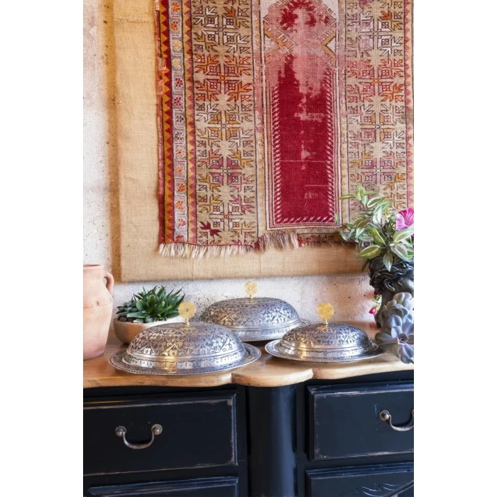 BAKIR SUNUMLUK KAPAKLI OYMA NAKIŞLI 30CM GÜMÜŞ RENK