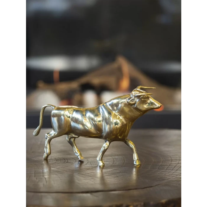 Pirinç Döküm Boğa Heykeli