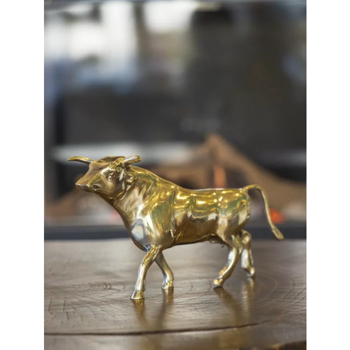 Pirinç Döküm Boğa Heykeli