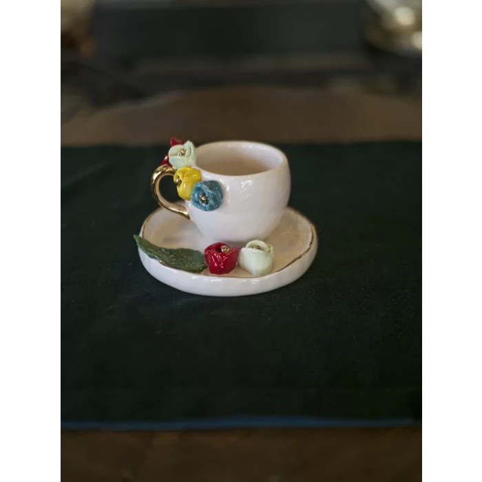 Seramik Fincan Gül Figürlü Model