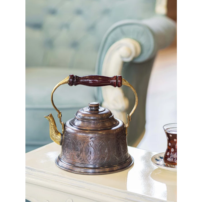 BAKIR DEMLİK MARAŞ NAKIŞ İŞLEMELİ MODEL OKSİTLİ RENK