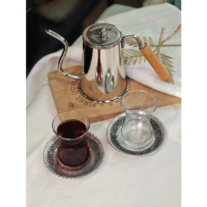 BAKIR ÇAY TABAĞI OYMA NAKIŞLI MODEL GÜMÜŞ RENK