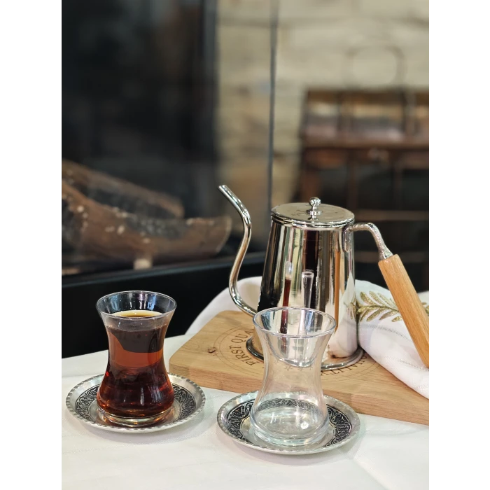 BAKIR ÇAY TABAĞI OYMA NAKIŞLI MODEL GÜMÜŞ RENK